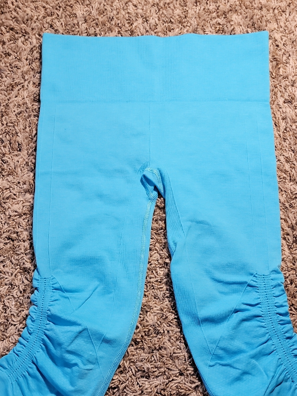 lululemon athletica Woman's Aqua Blue Ruched Leggings